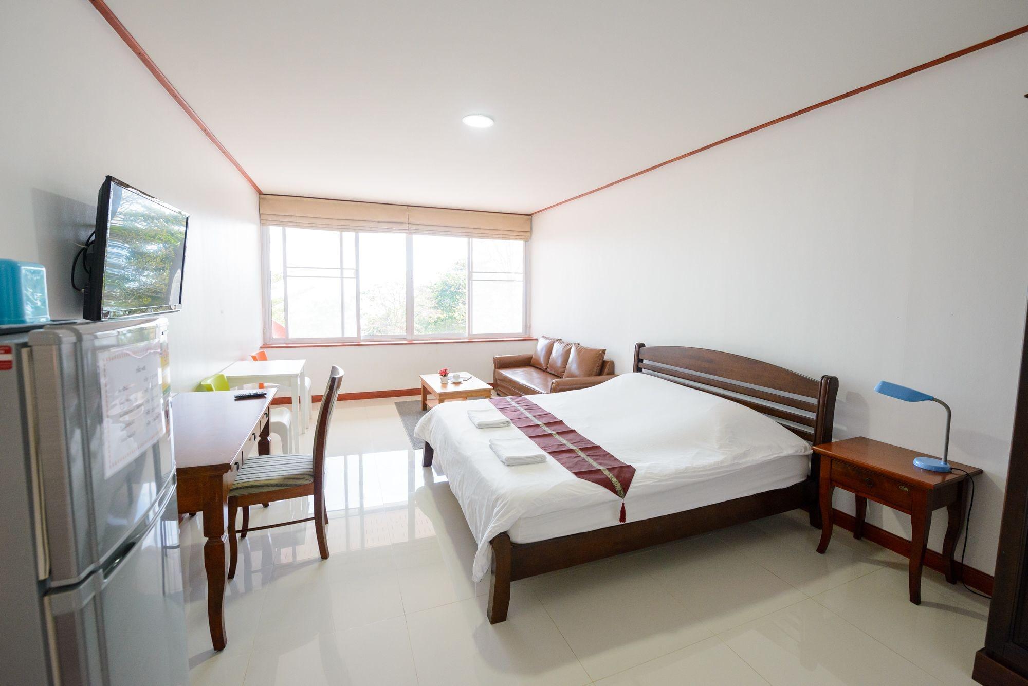 Baansuan Aokhai Beach Resort Mae Phim Exterior photo
