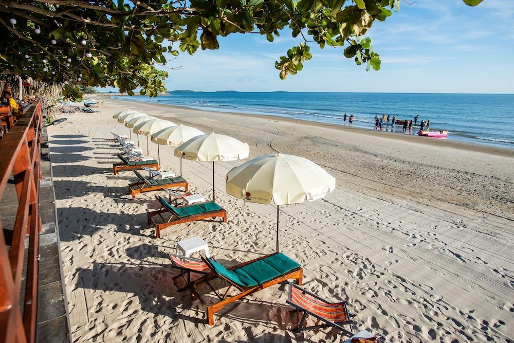 Baansuan Aokhai Beach Resort Mae Phim Exterior photo